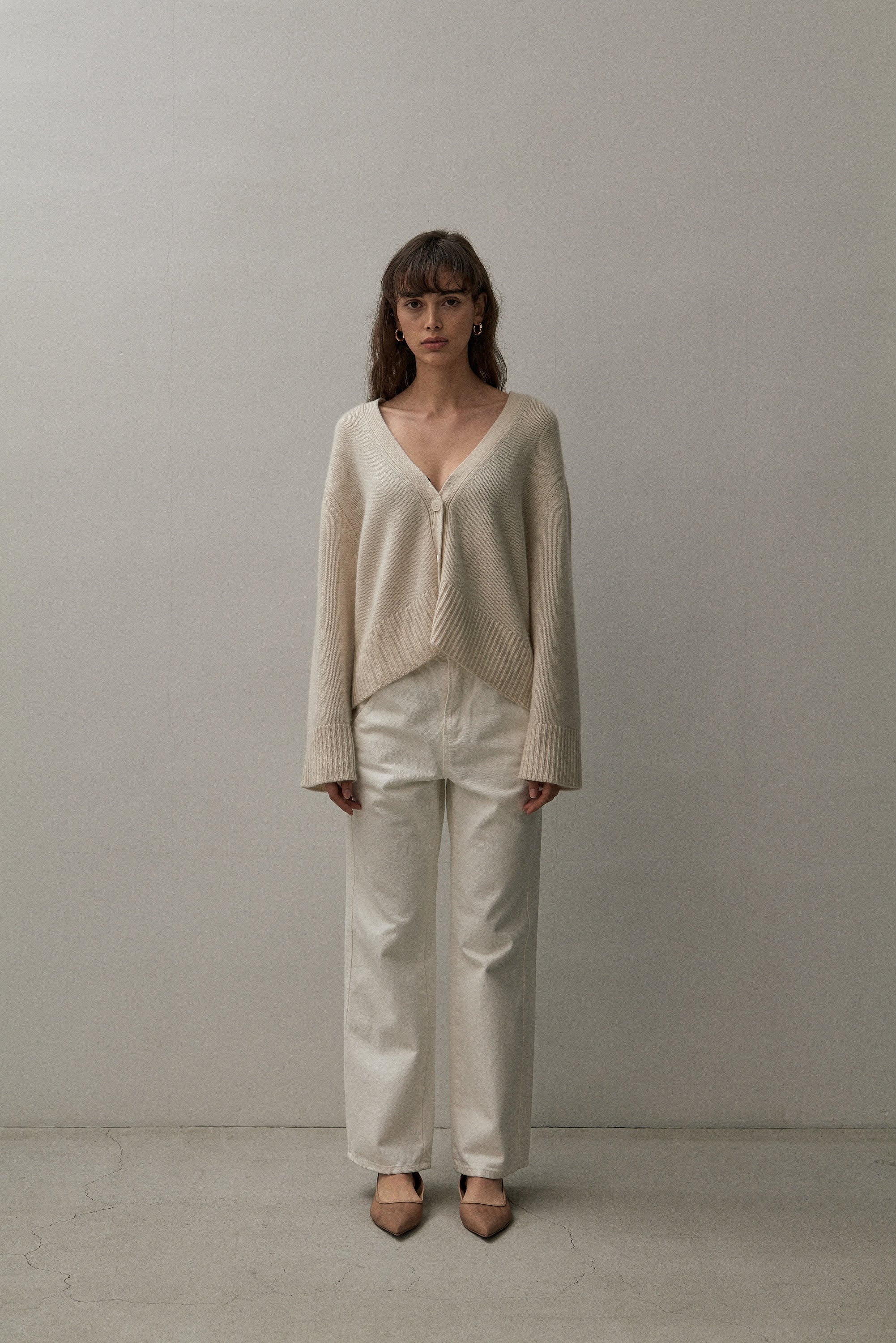 THE CLASSIC CARDIGAN