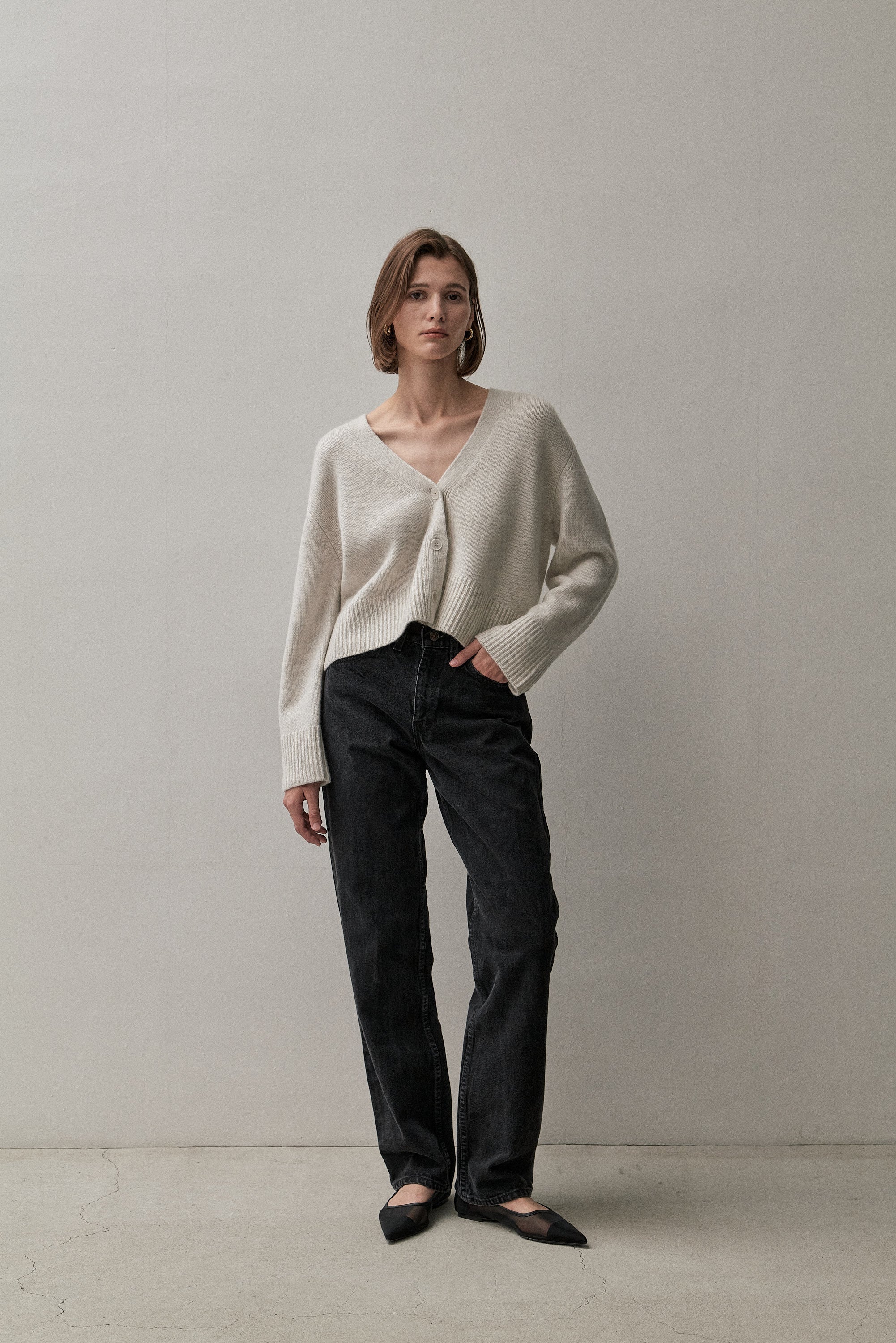 THE CLASSIC CARDIGAN - CLOUDY – THE CURATED