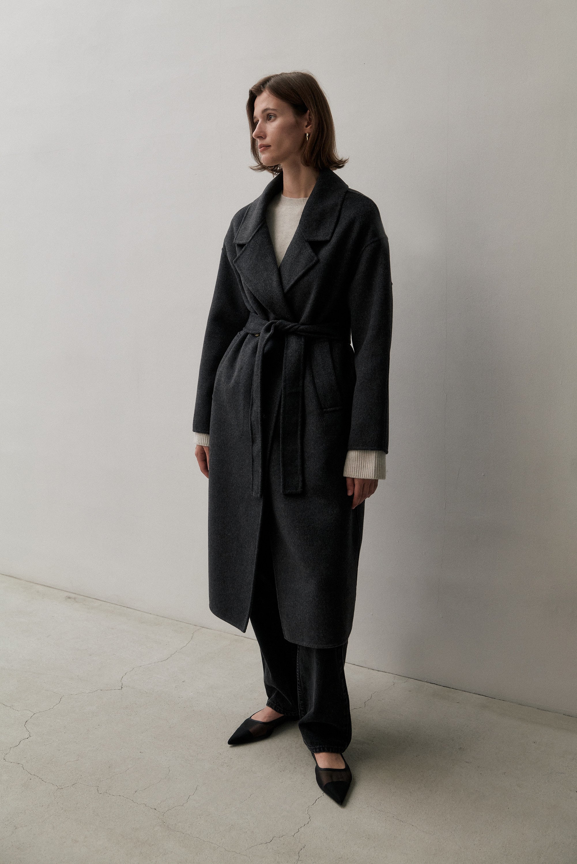 THE LONDON COAT – THE CURATED