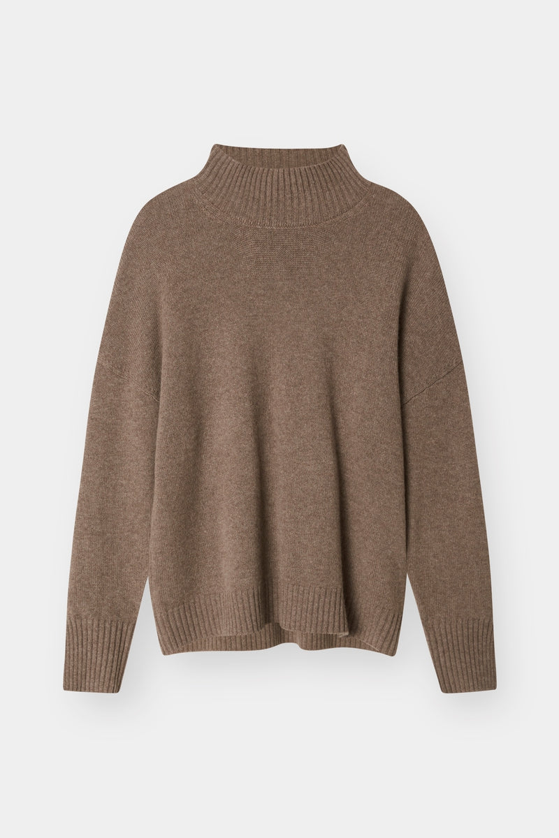 The Mock Neck Sweater Bracken | Cashmere Knit | The Curated AU