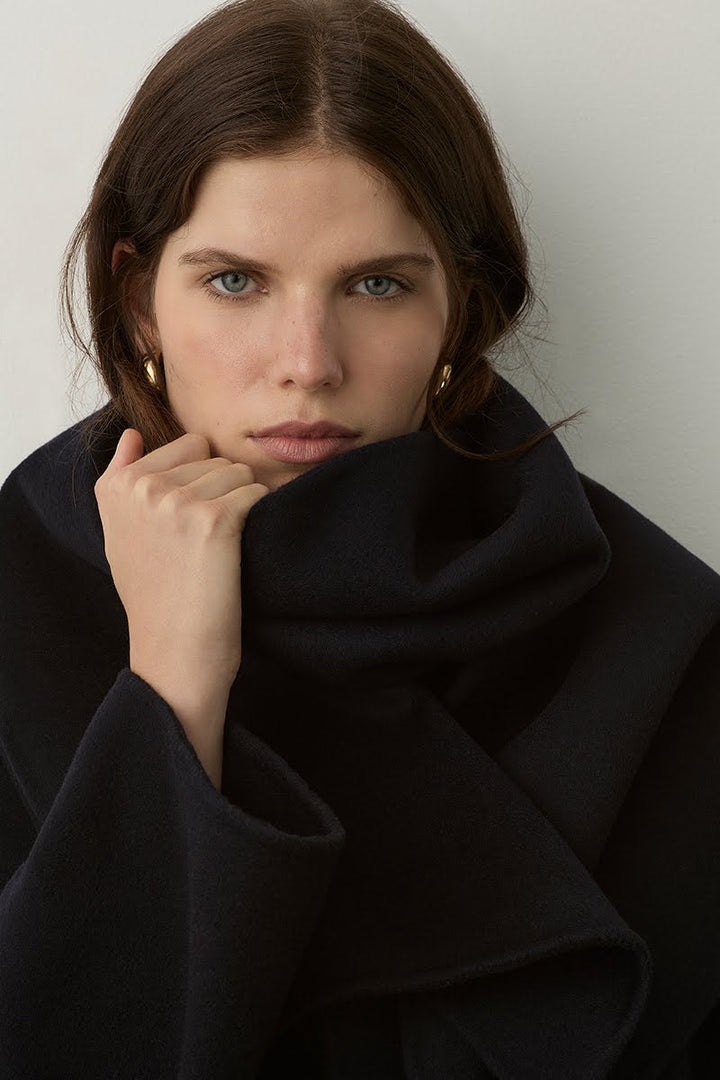 WIDE SCARF WITH TASSEL LUXE NAVY main image 1