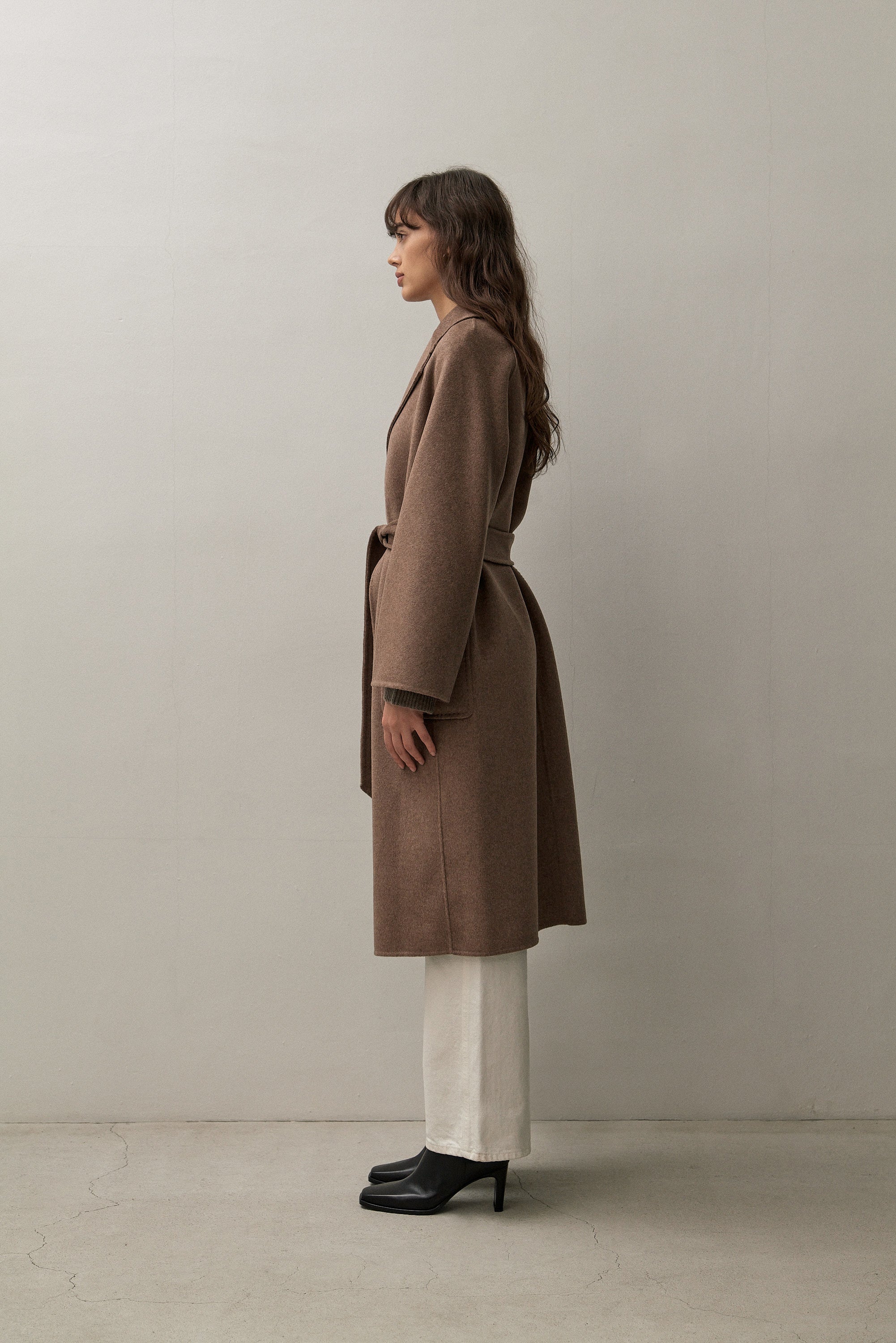 The Classic Coat Chocolate Melange | Cashmere Wool | The Curated