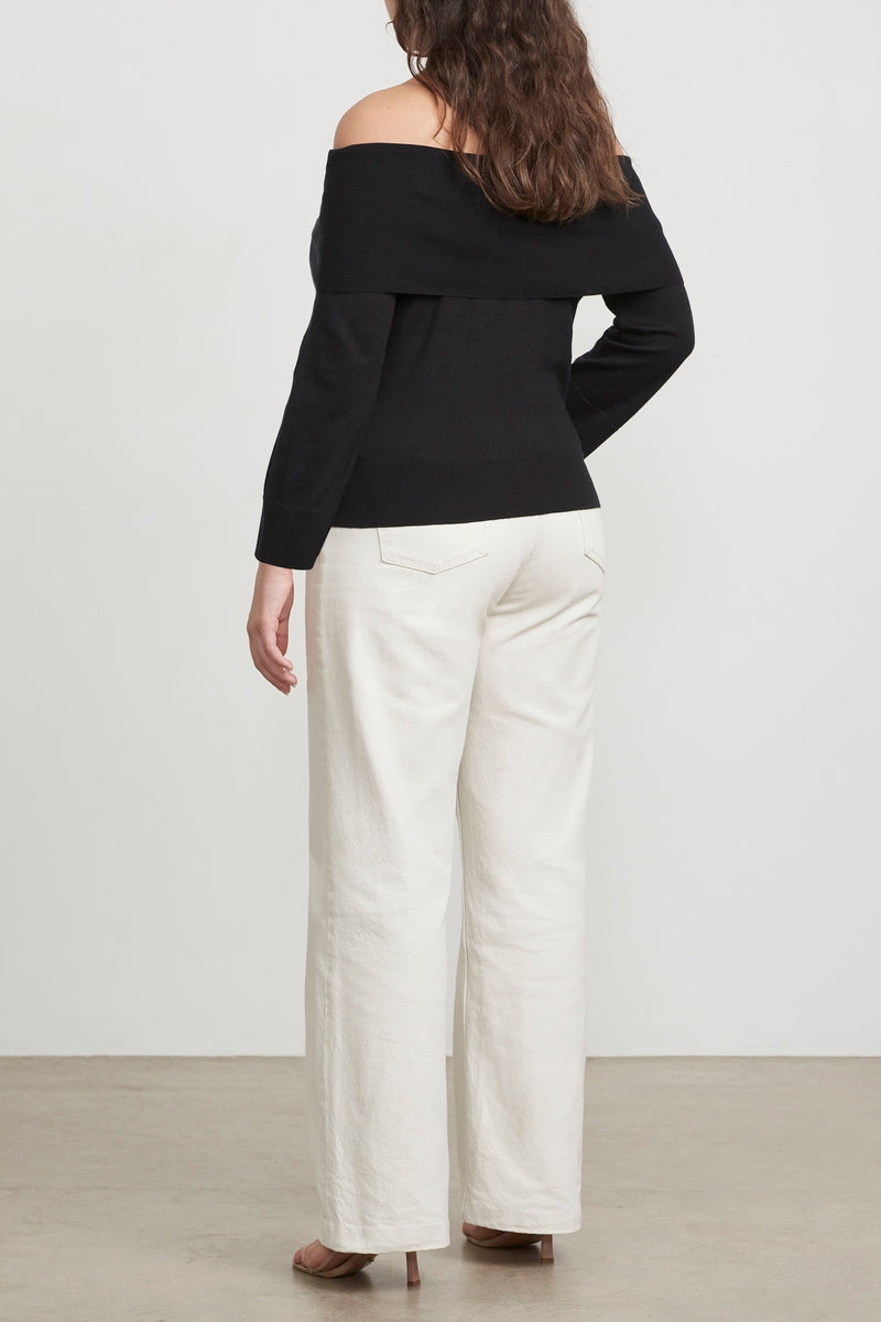 THE OFF SHOULDER TOP - BLACK – THE CURATED