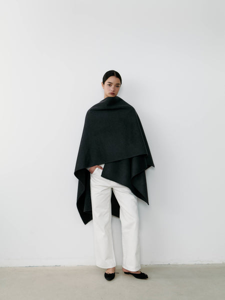 ポンチョ・ケープ Max Mara Derrik' Black Cashmere Cape Max Mara Hand-sewn Derrik Cashmere Cape In Black | ModeSens